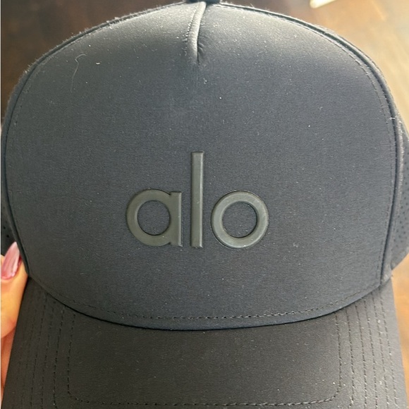 NWT ALO hat. Retails $78. Adjustable strap. Amazing Quality - Picture 3 of 4